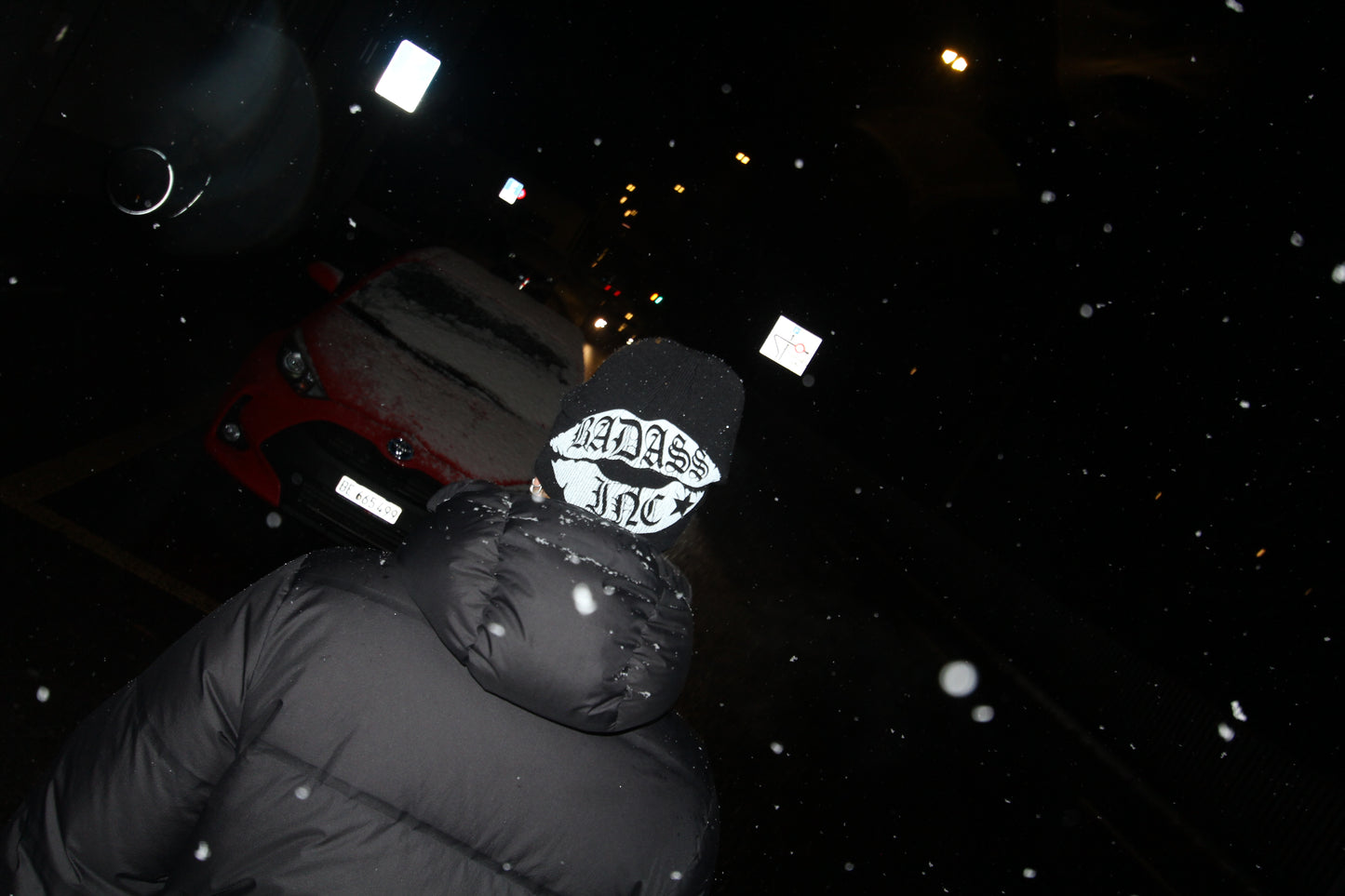 Beanie Black / White Logo